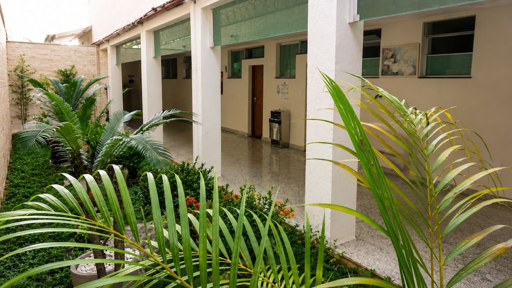 Domus Hotel 42/45