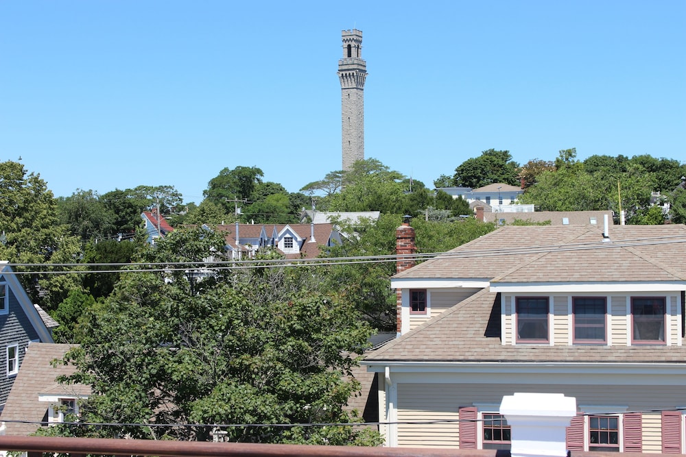 The Mercury Hotel Provincetown 57/62