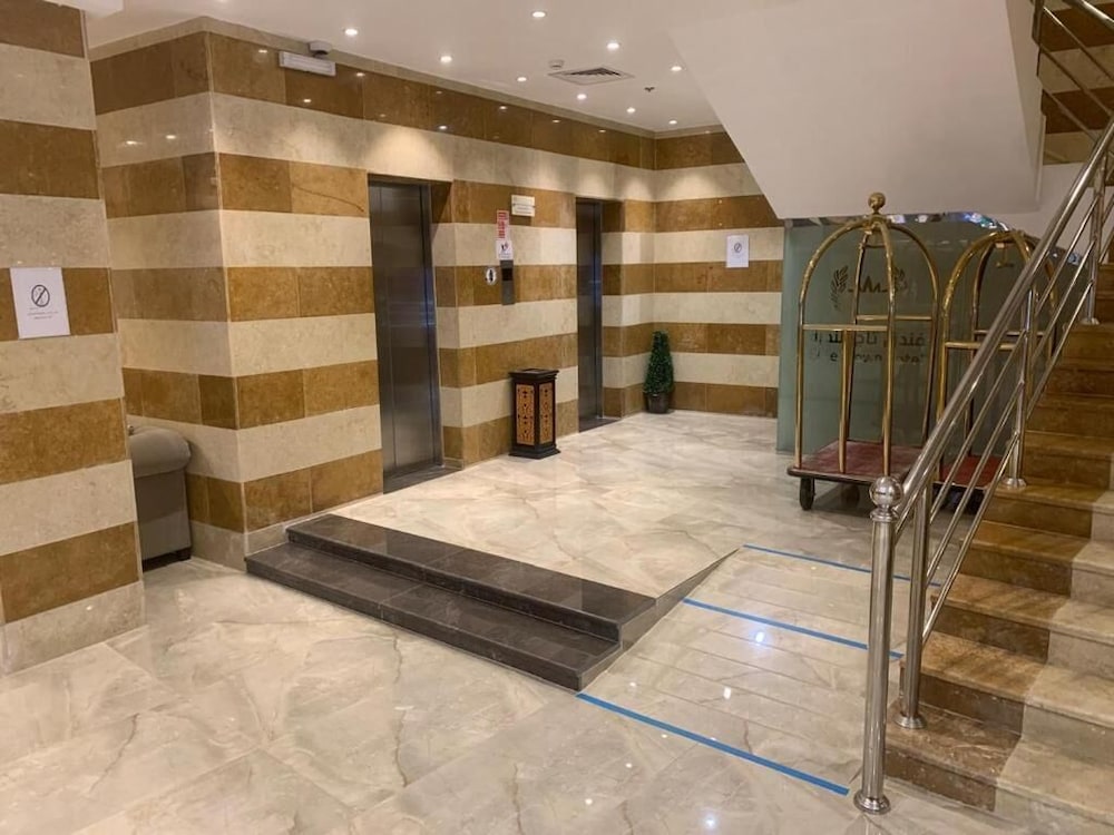 Taj Nakhba Hotel 9/24