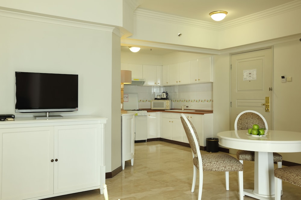 Aryaduta Suites Semanggi 28/37