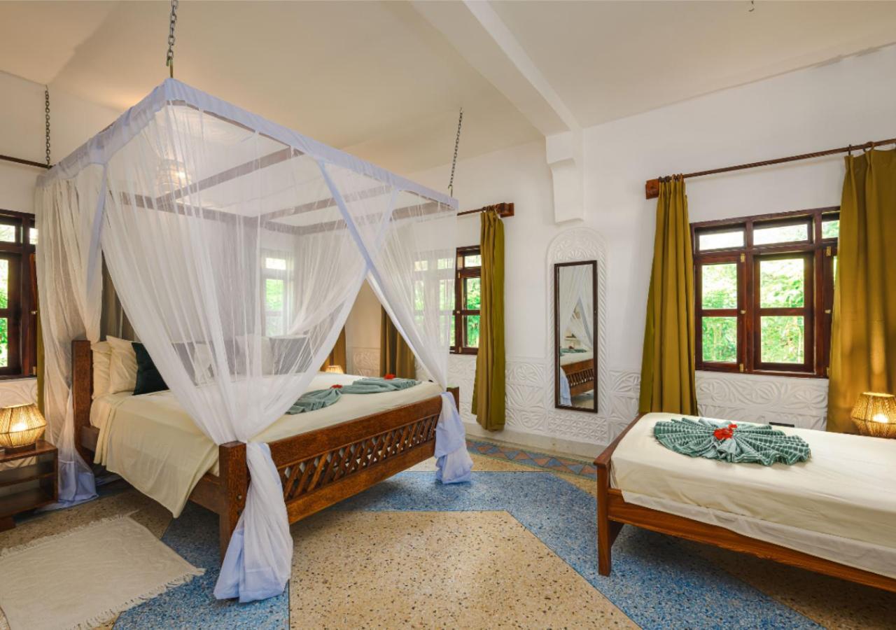 Room, Triple, Pongwe Beach Hotel 2/10