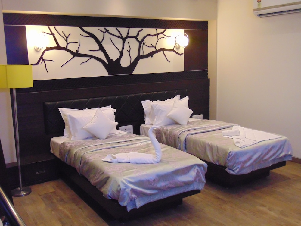 Hotel Grandpragati 9/28