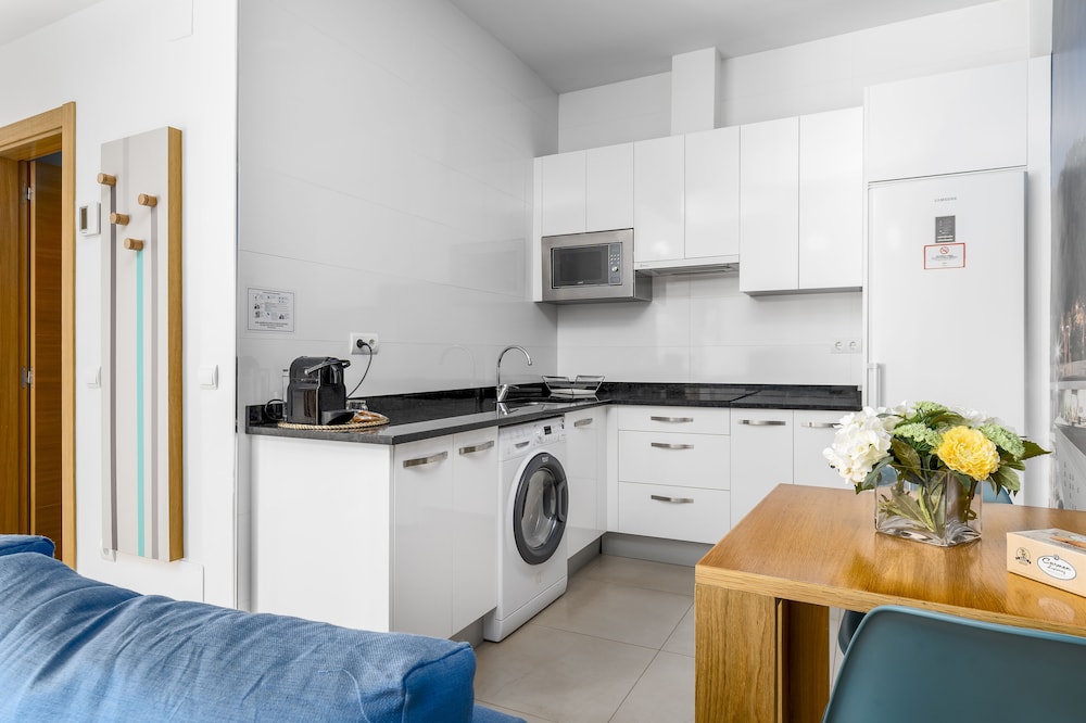 Suites Del Pintor Apartments 19/57