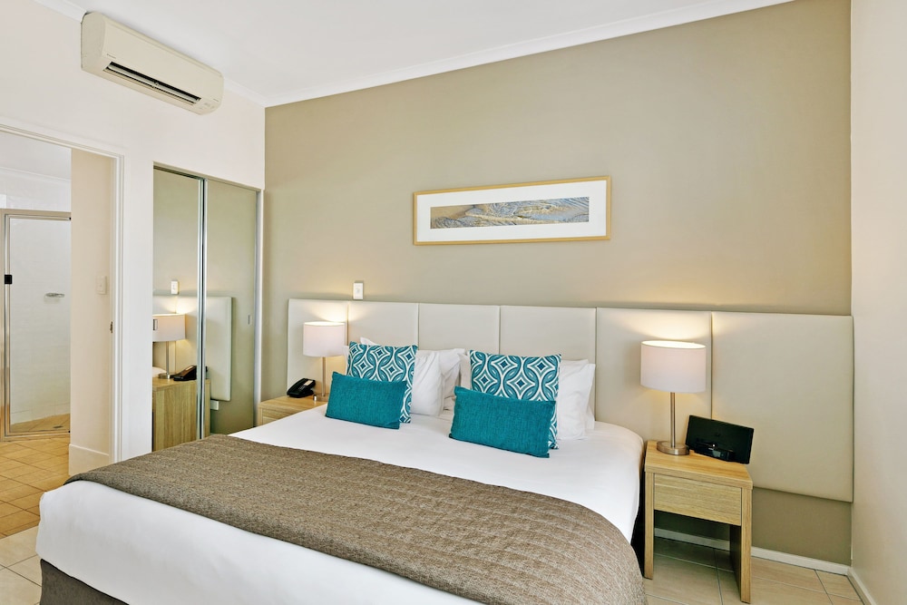 Mantra Portsea Port Douglas 15/62