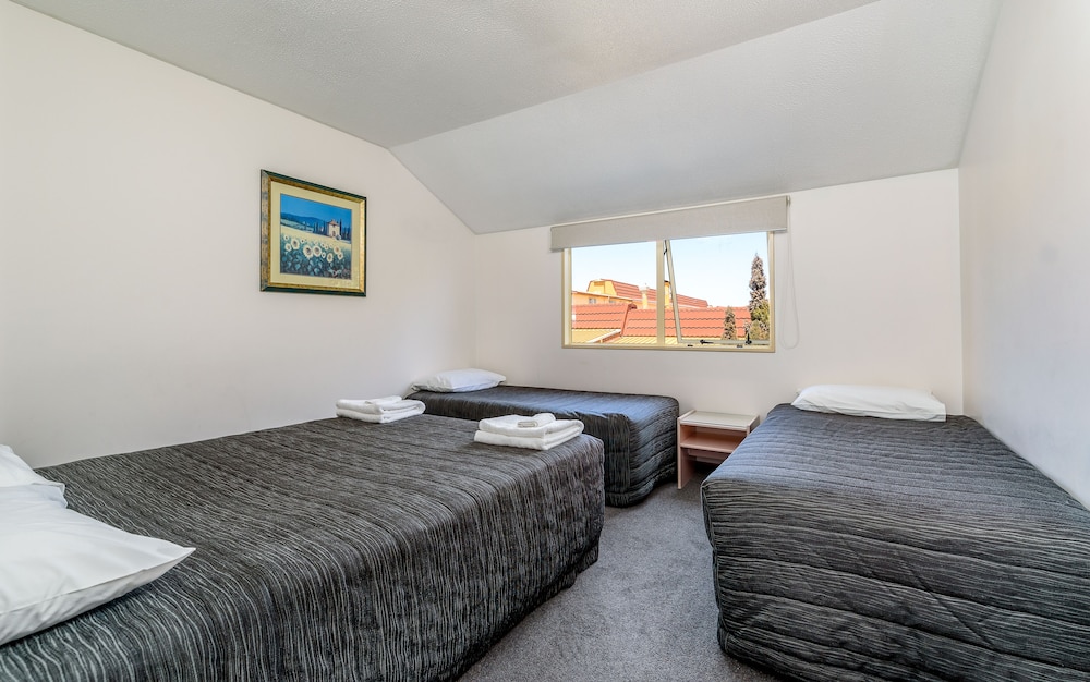 Apex Motor Lodge 15/58