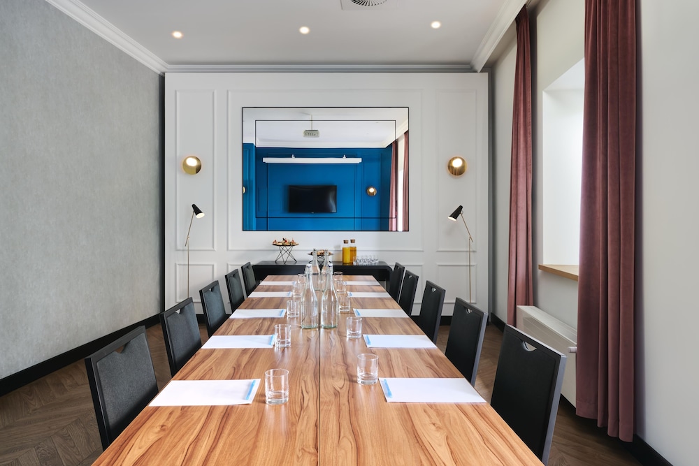 Hotel Tulip Residences Warsaw Targowa 33/44