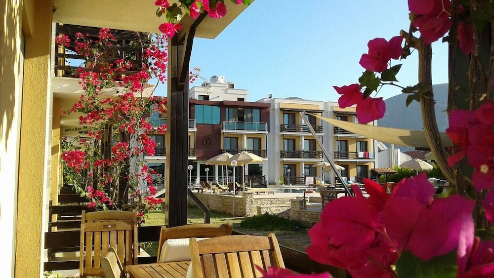 Silvanus Hotel 13/71