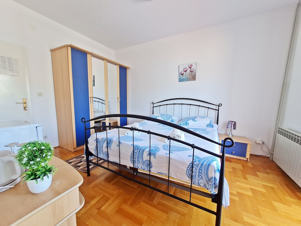 APARTMENTS ROOMS PORAT 22/47