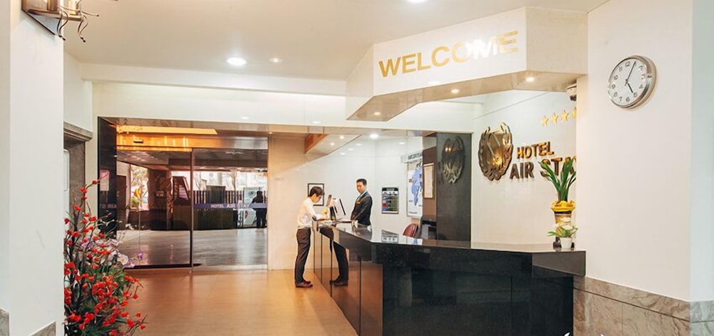 Hotel Airstay 5/37