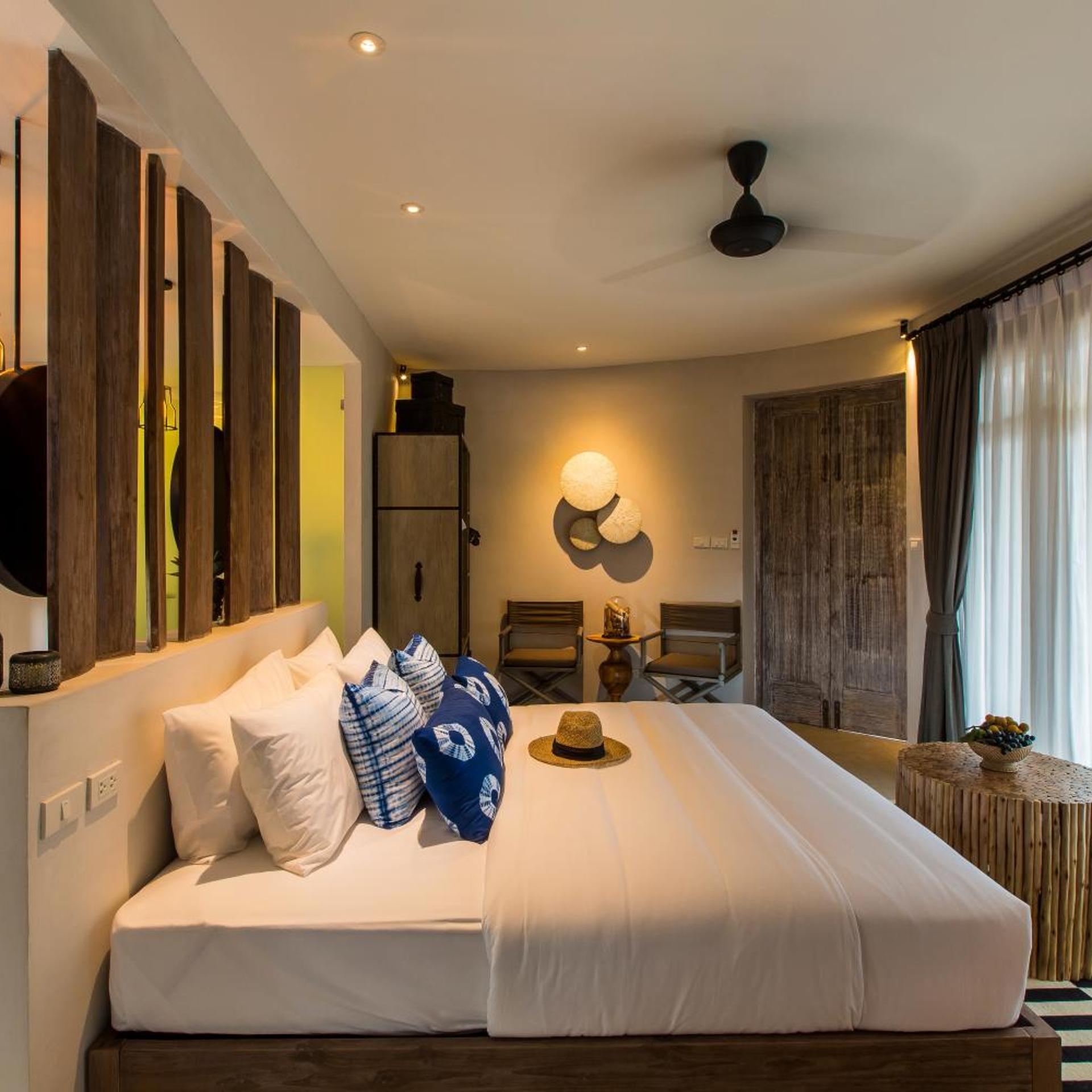 Deluxe, Double Bed, Pool Access