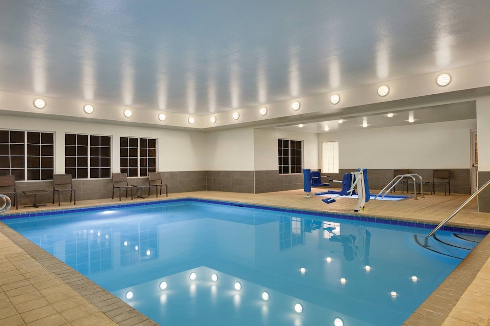 Residence Inn Sacramento Folsom 9/25