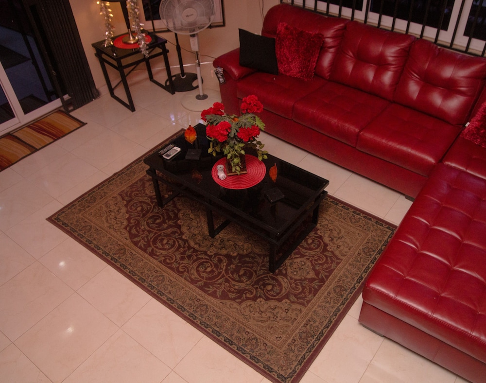 Appiah's Royal Suites 29/45