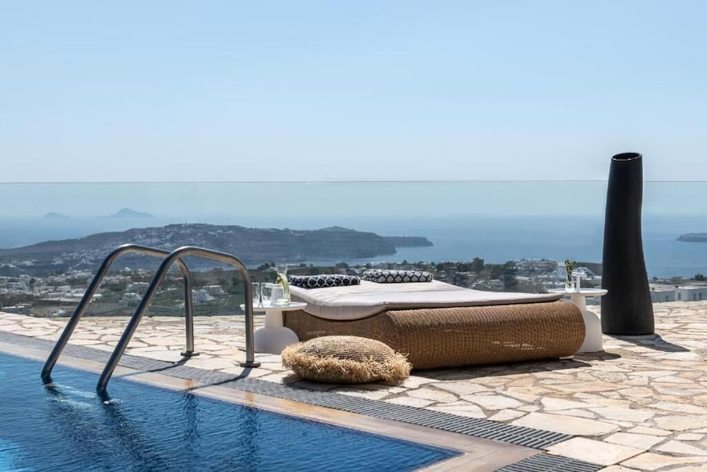 Smy Santorini Suites & Villas 61/76