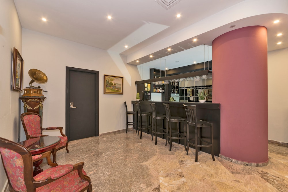 Febor Park Hotel 48/60