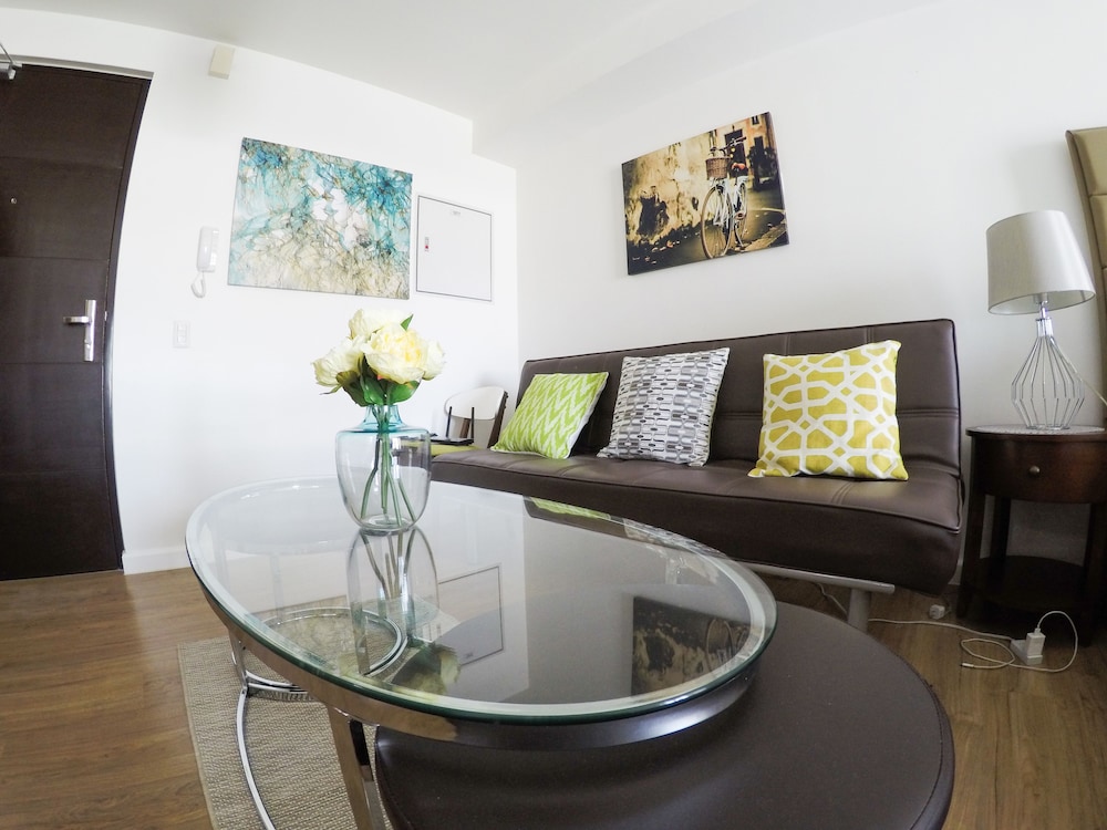 Studio Unit At Abreeza Place 34/50