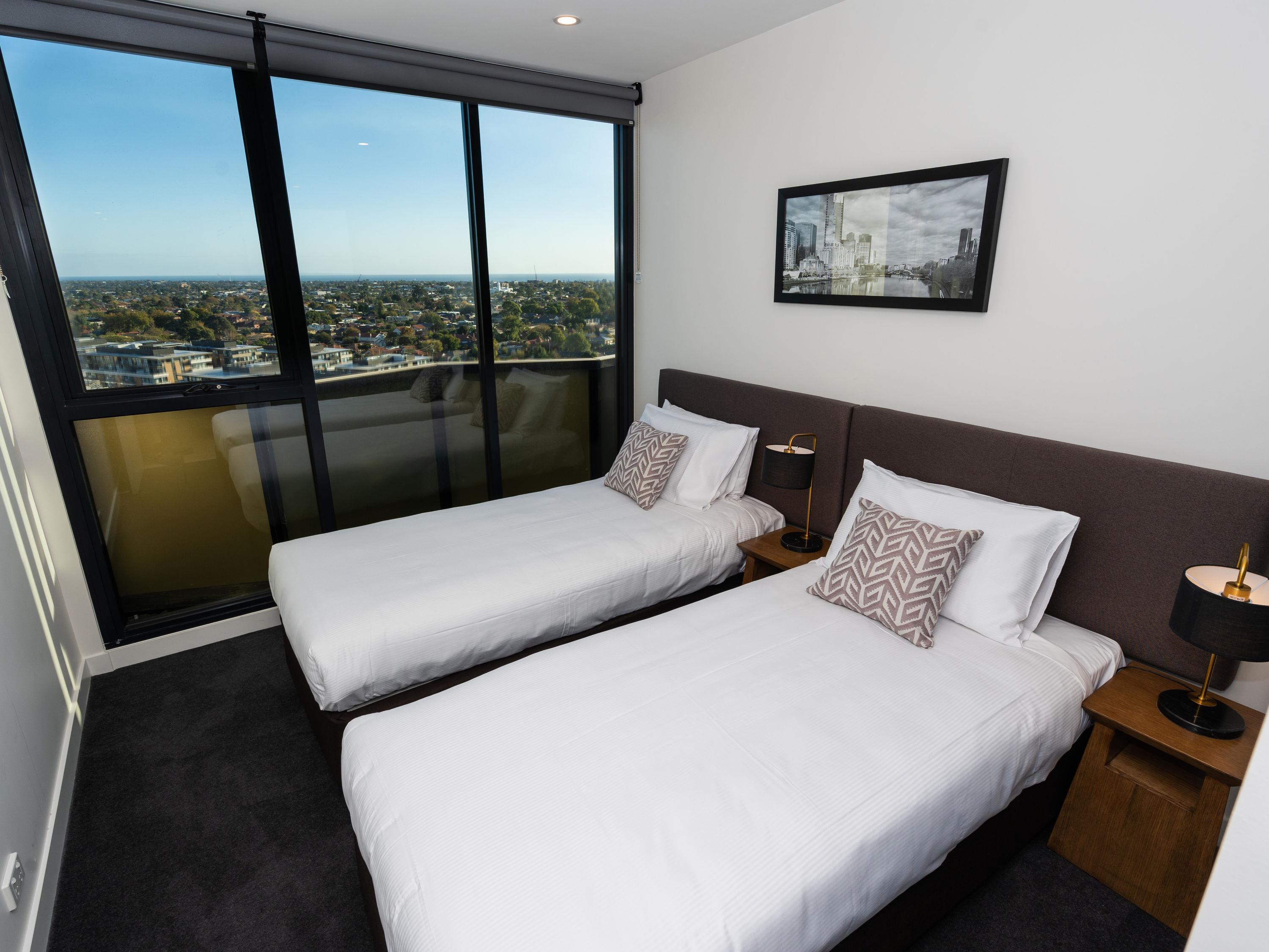APARTMENT, 2 BEDS, BALCONY, KITCHEN