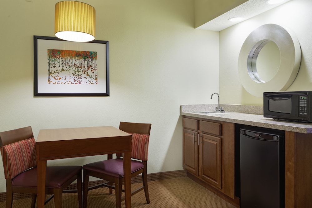 Comfort Inn Fayetteville near Fort Bragg 37/44