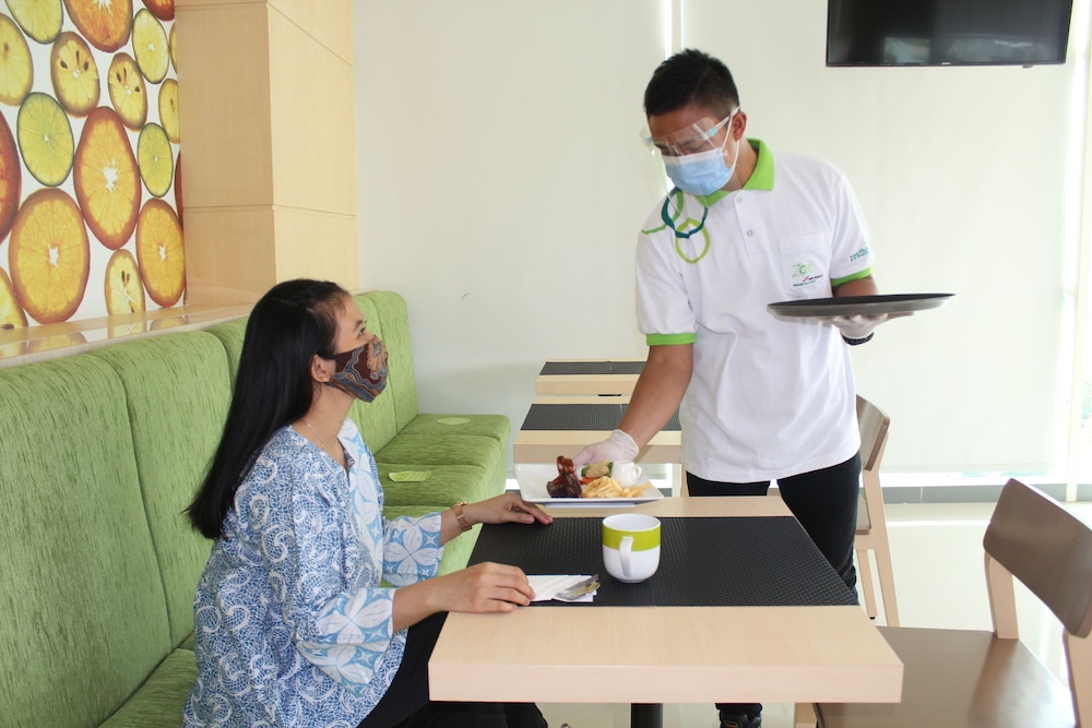 Zest Parang Raja Solo by Swiss-Belhotel International 47/51