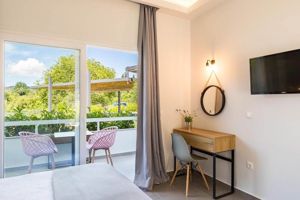 LA MAISON 18/41