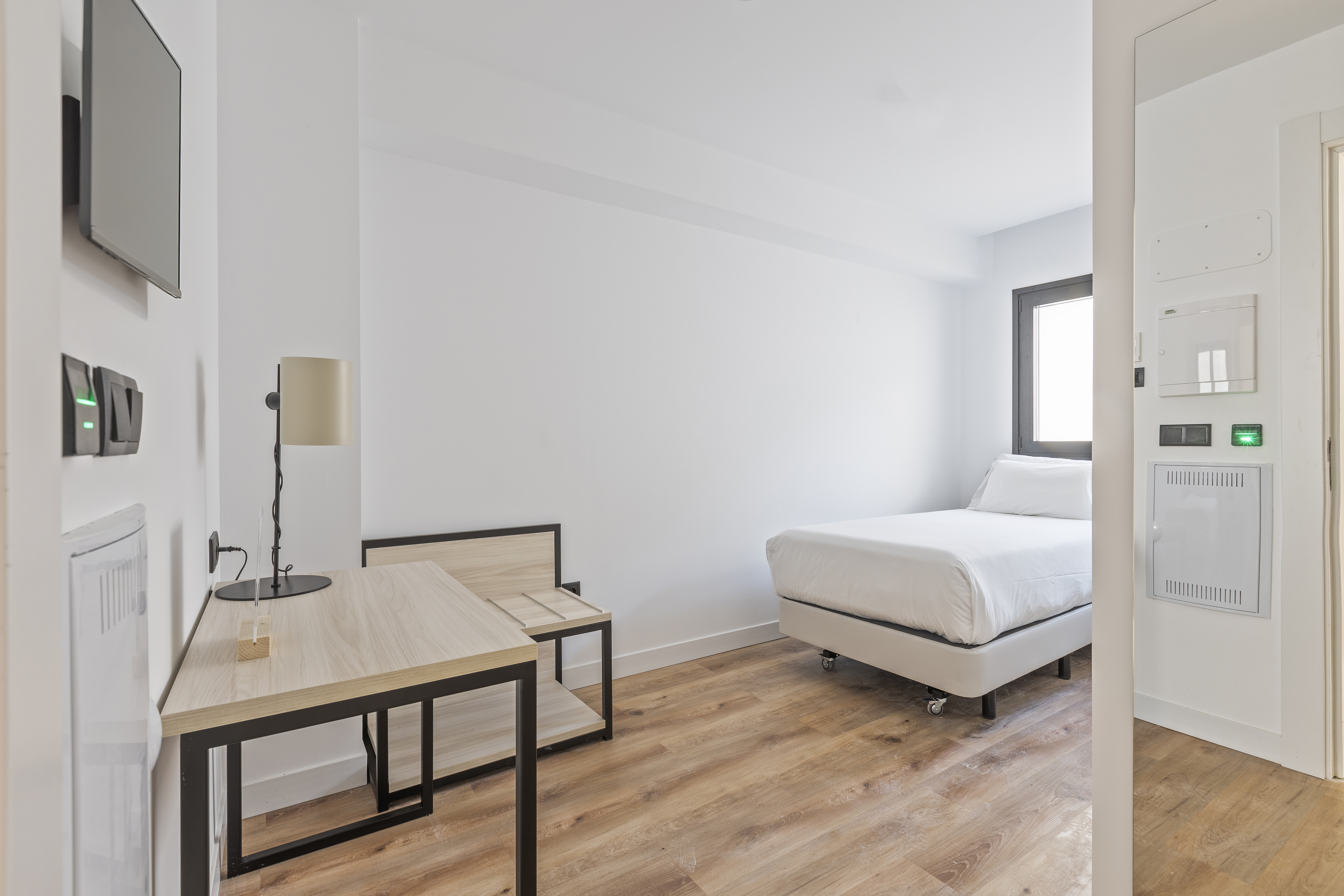 Inner, Double Bed