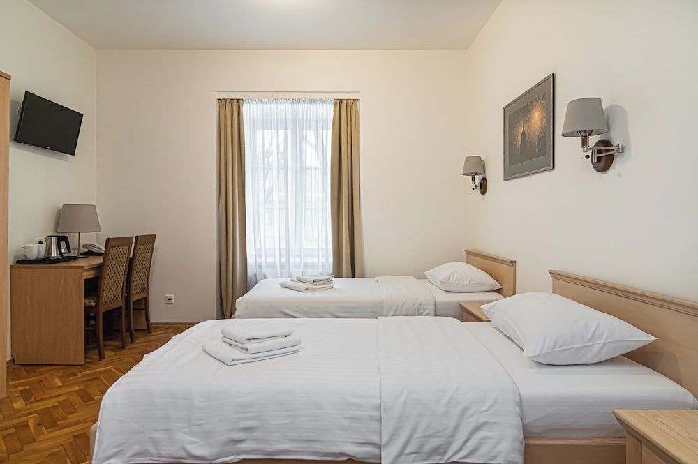 Hotel Domus Maria 20/50
