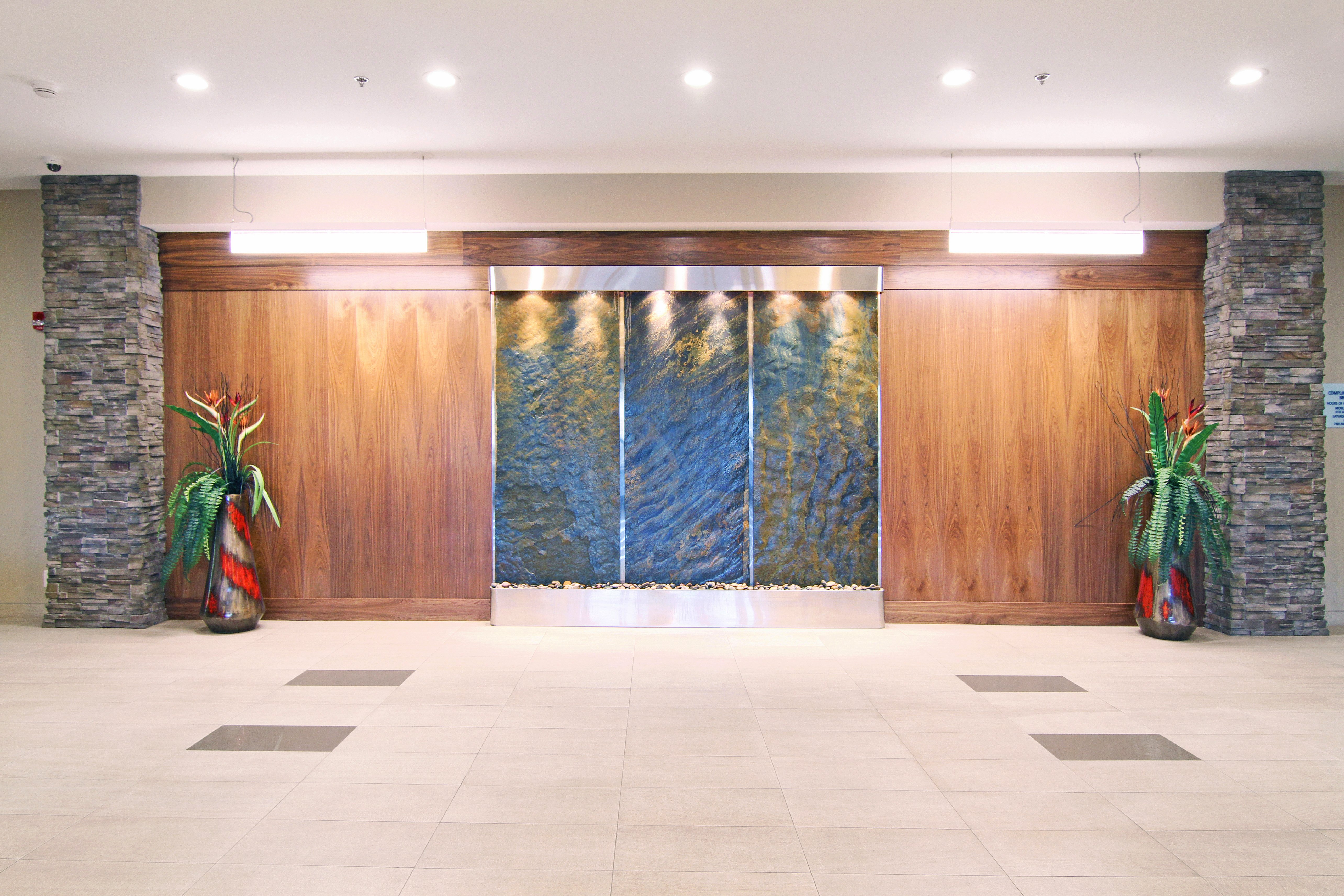 Holiday Inn Express And Suites Calgary Nw University Area 2/73
