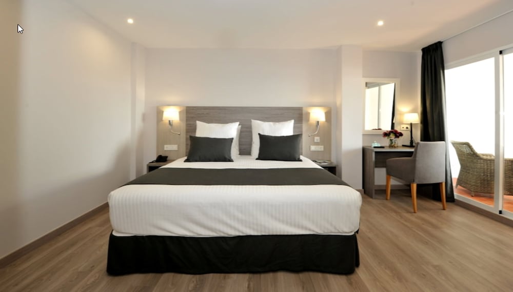 Hotel Salobrena Suites 17/34