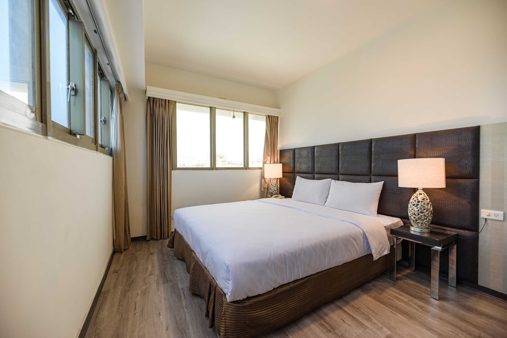 Jih Lih Hotel 14/38