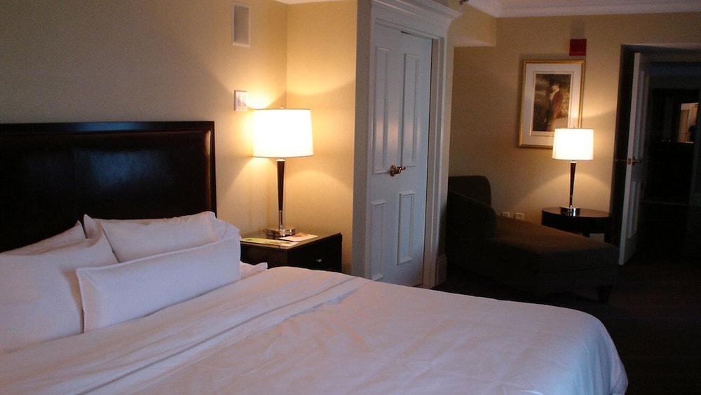 Omni Providence Hotel 24/75