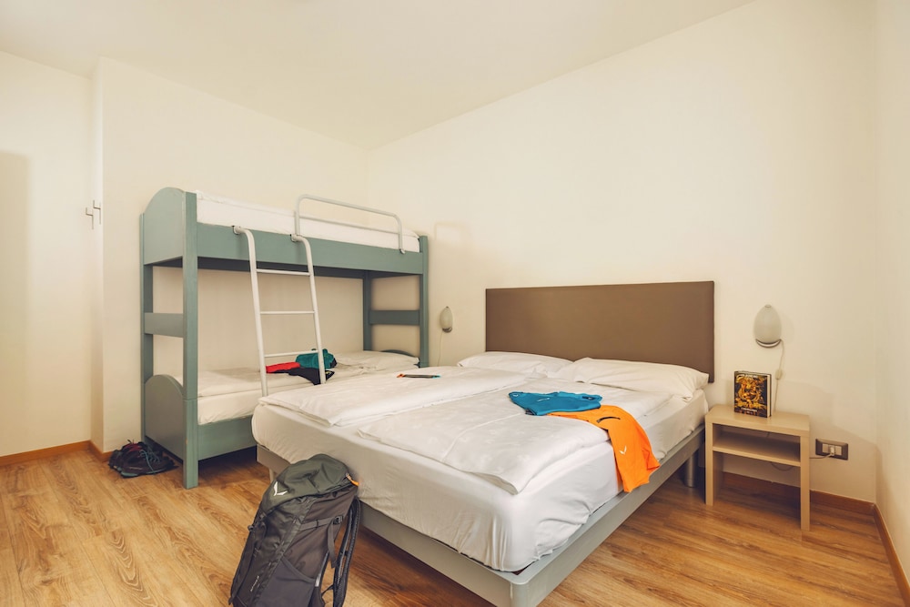 2 Bedrooms, Panoramic, Apartment, 2 Double Beds, Bunk Bed, Valley View, 2 Bathrooms، Residence Lagorai 4/9