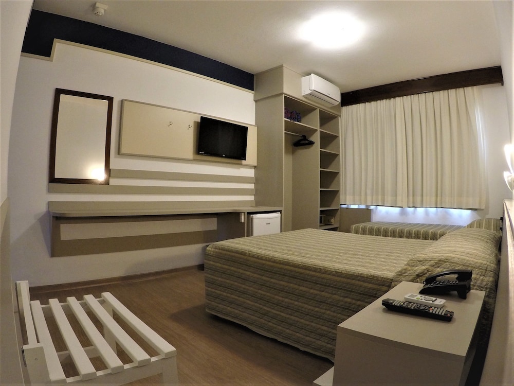Hotel Gracher Praia 38/68