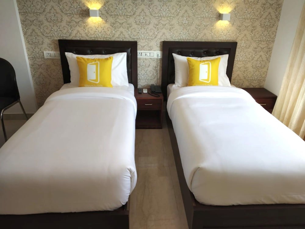 X by Bloom Indiranagar 23/36