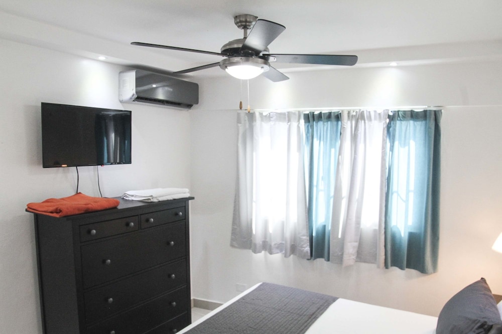 City Caribbean Hotel Boutique 45/65