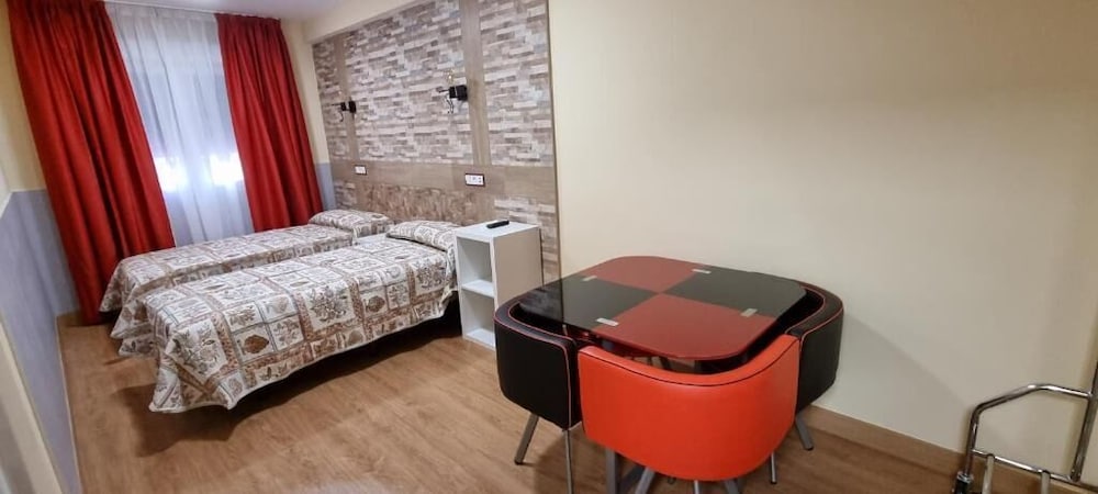 Hostal Los Gavilanes 2 32/50