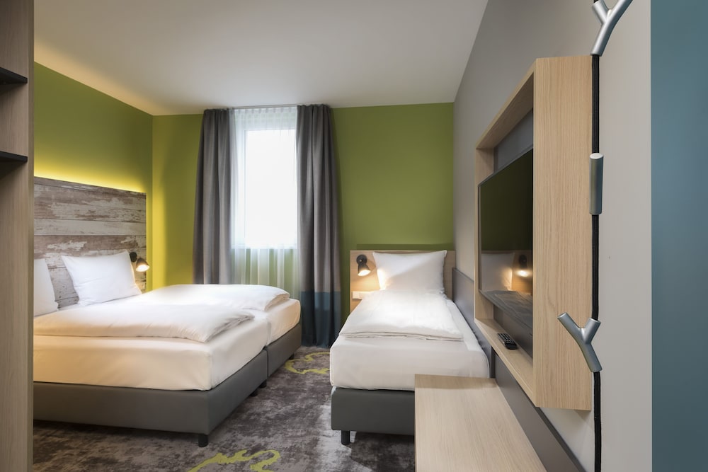 Ibis Styles Stuttgart Vaihingen 16/68