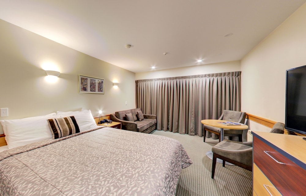 STANDARD, KING BED