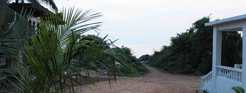 Ocean View Goan Beach House 40/49