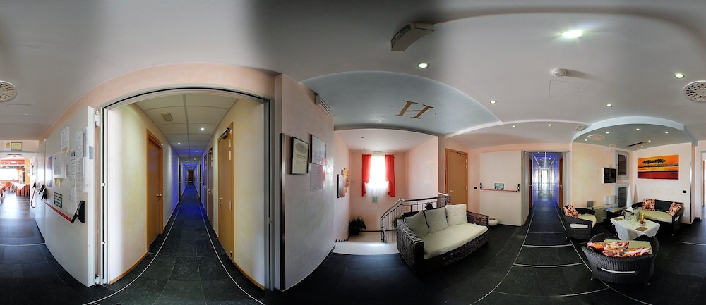 Hotel Savoia 8/62