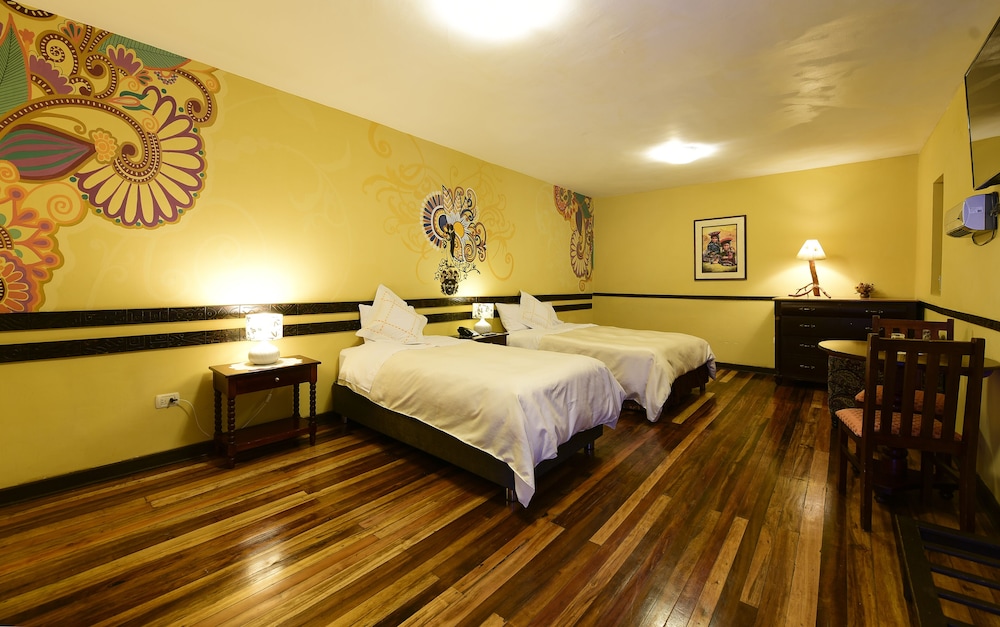 Yabar Hotel Plaza 21/65