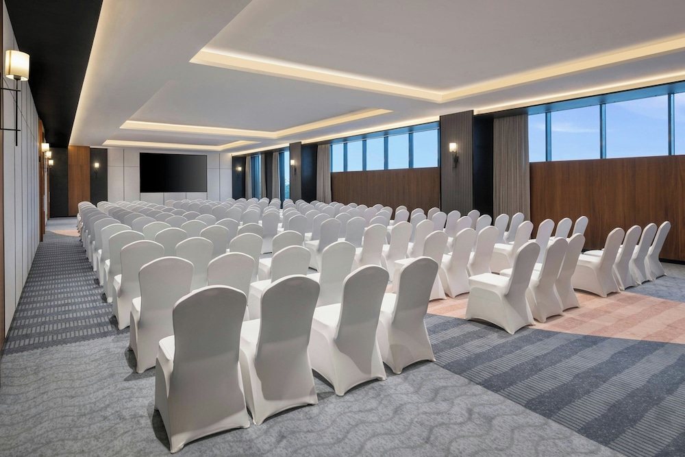 Four Points by Sheraton Chennai, Velachery 39/47