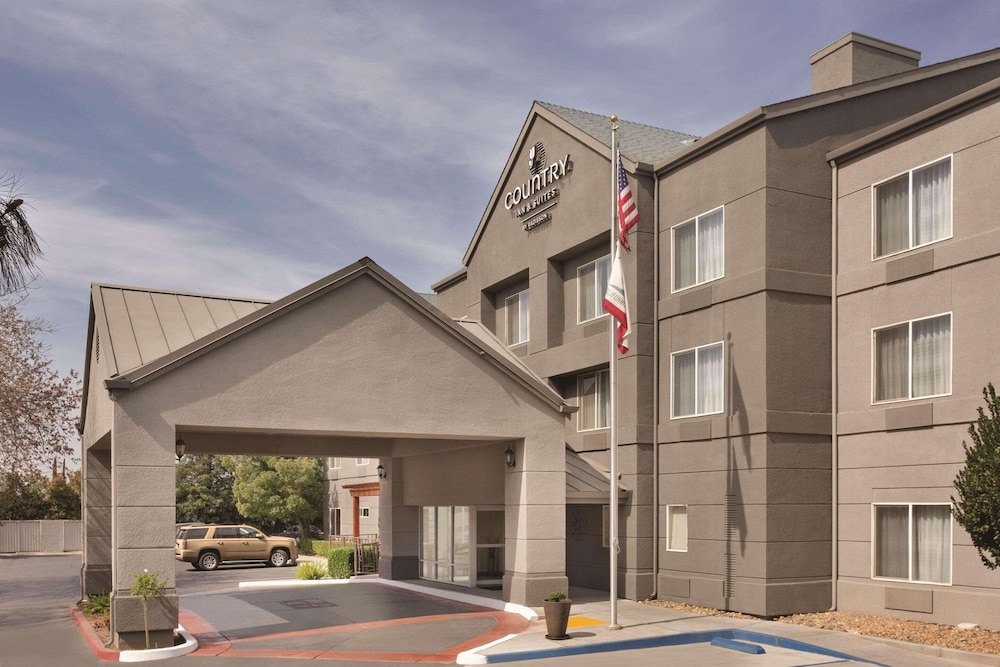 Country Inn & Suites By Radisson Fresno North CA 50/52