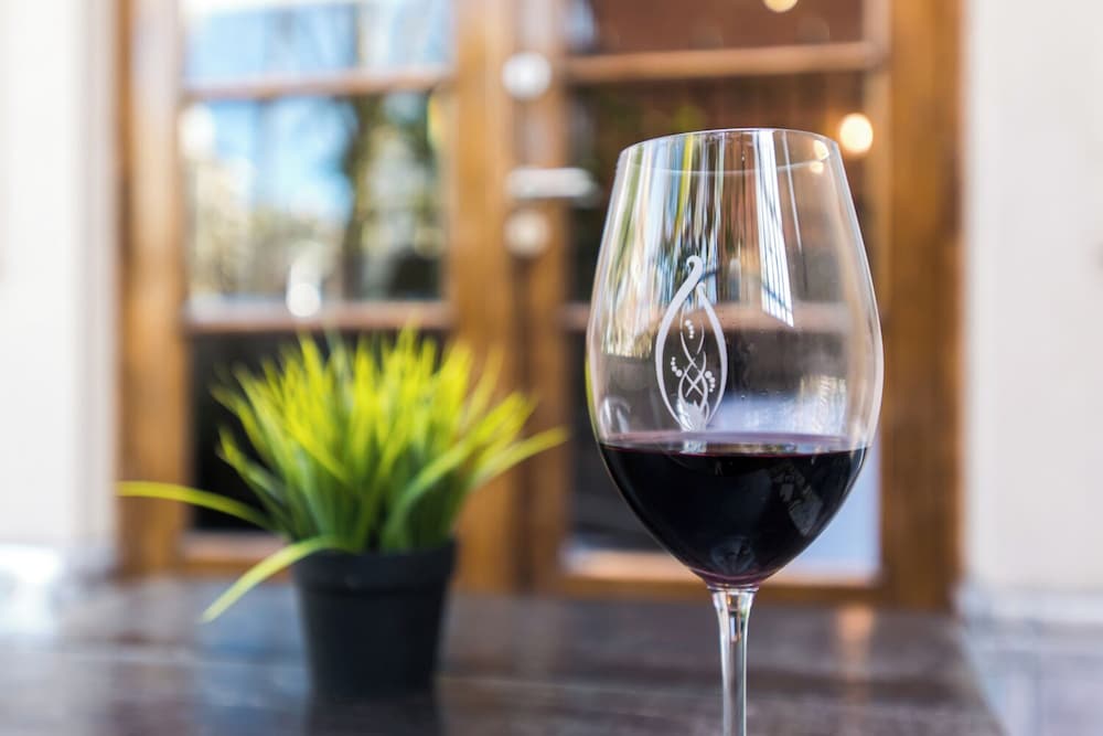 Miravida Soho and Wine Bar 59/87