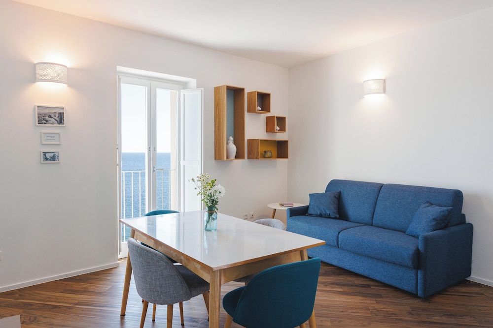 Santa Maria 24 Guest House 47/72