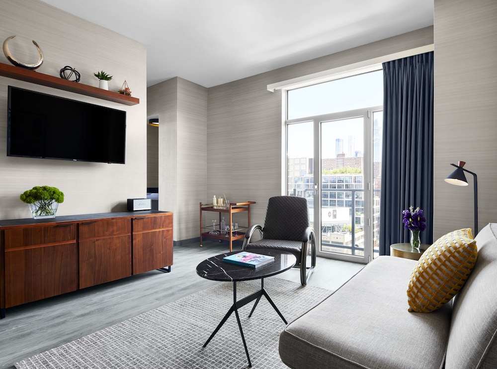 Gansevoort Meatpacking 56/77