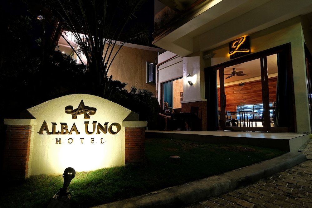 Alba Uno Residencia 5/33