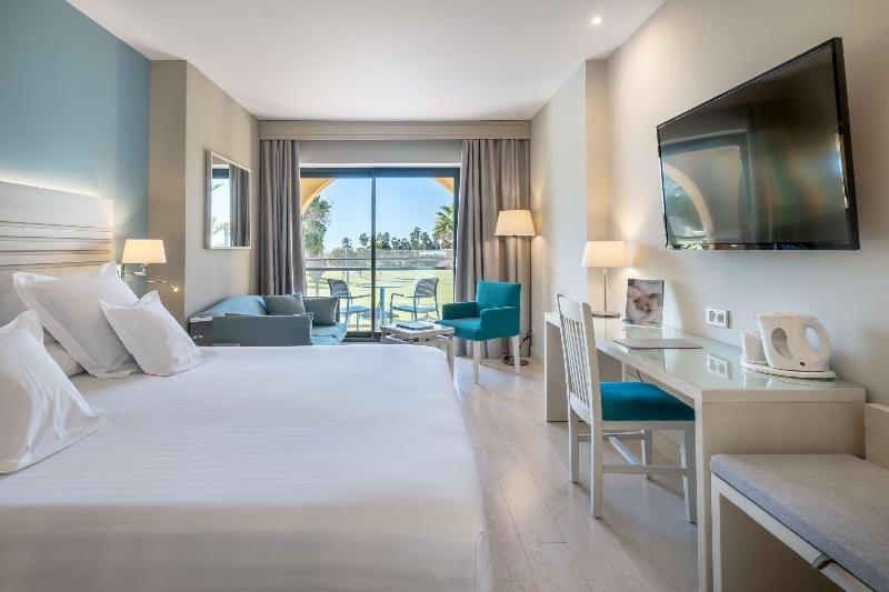 Spa, 2 Double Beds