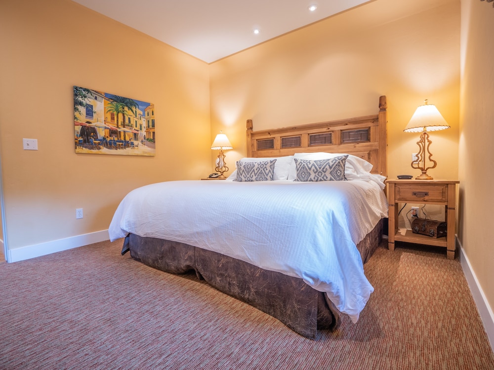 Su Nido All Suites Boutique Inn 19/64