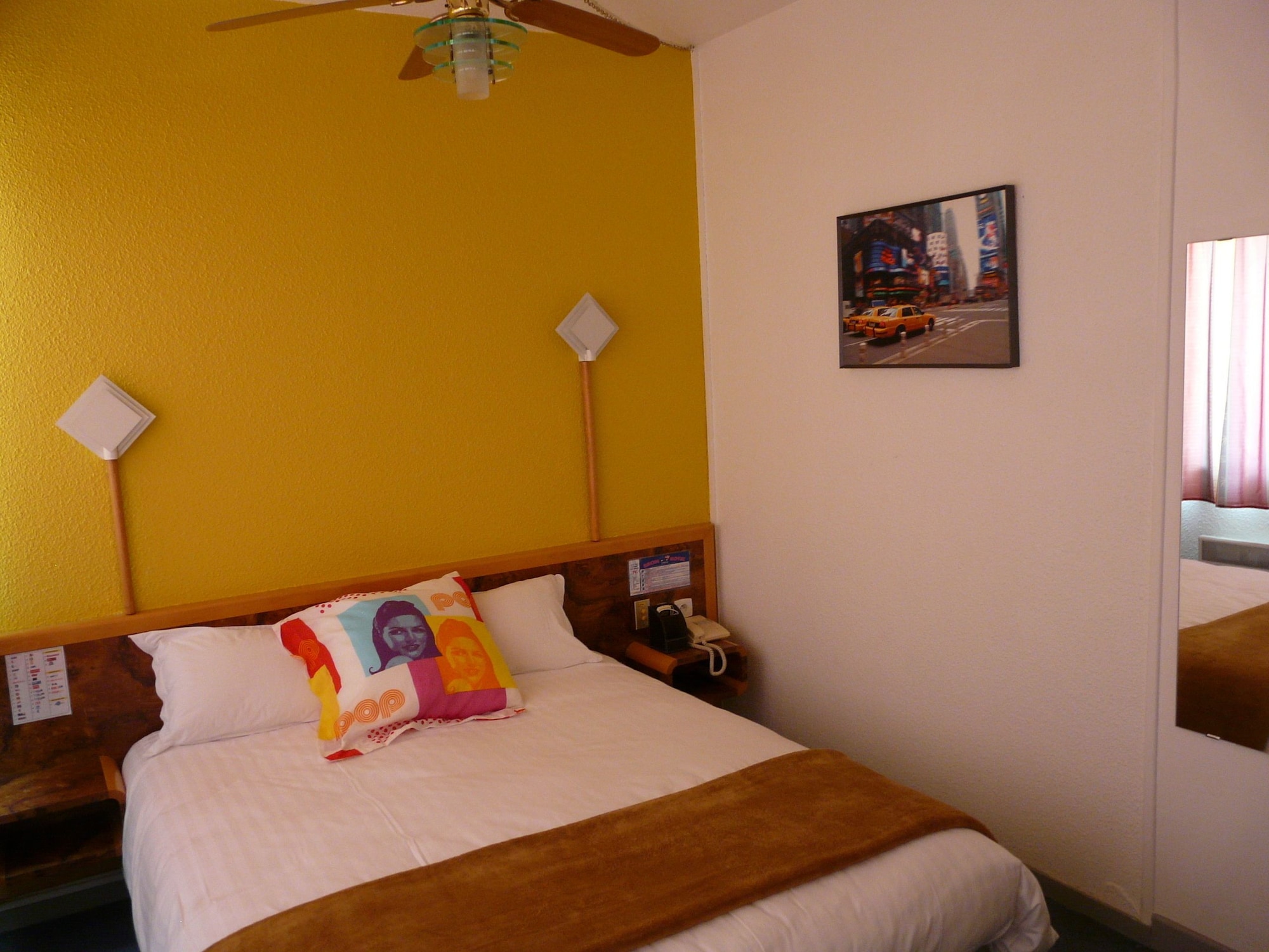 STANDARD, DOUBLE BED