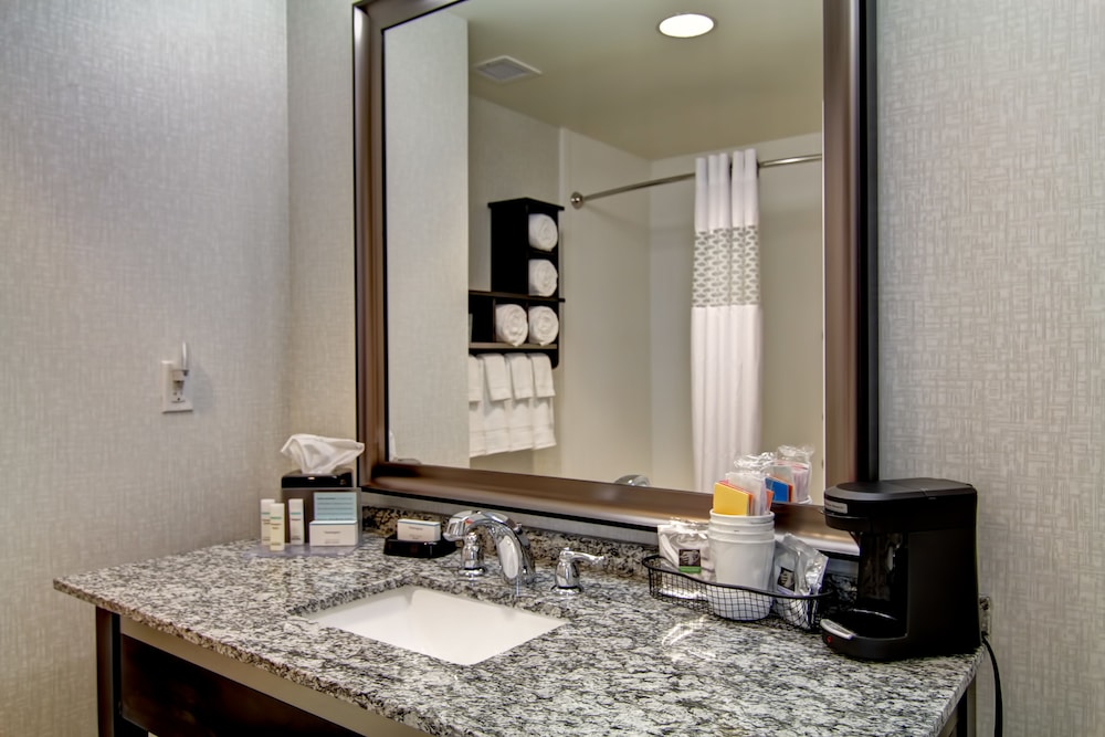 Hampton Inn Suites Cincinnati Downtown 29/72