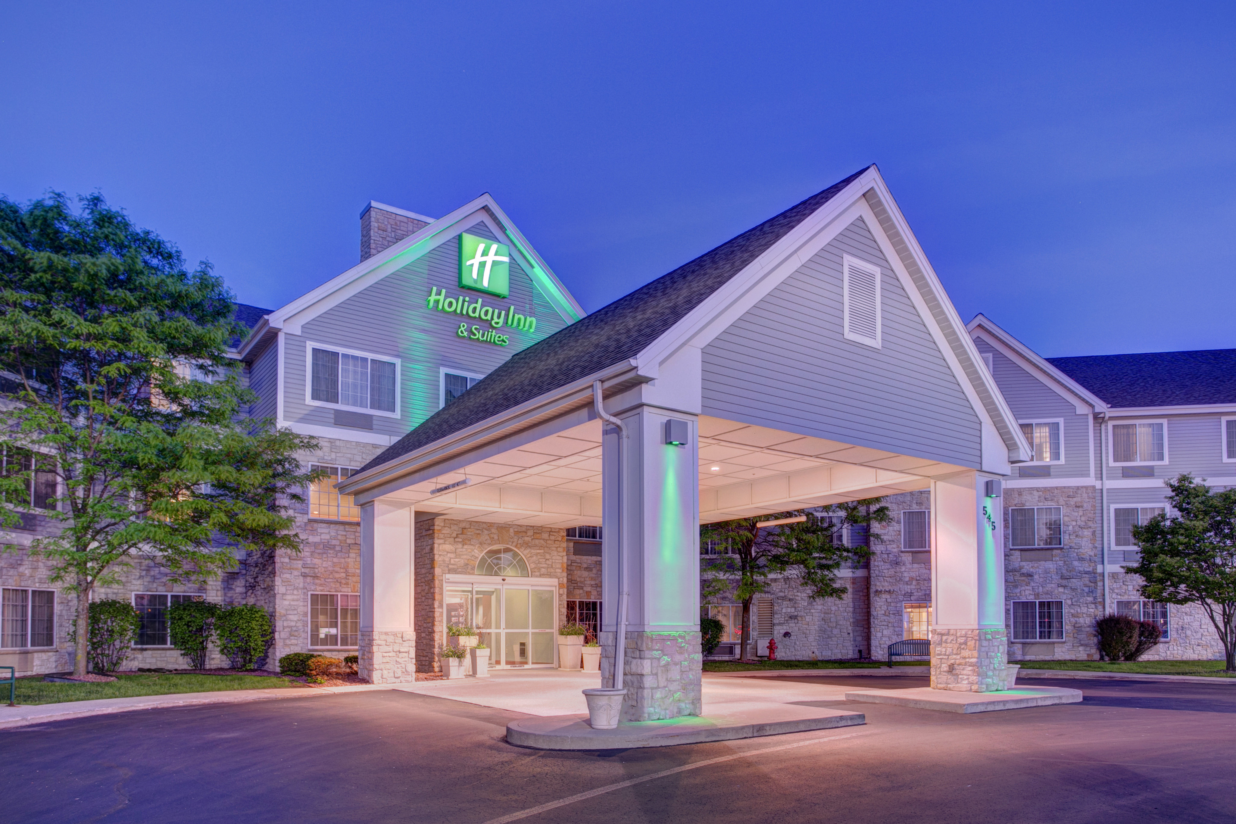 Holiday Inn Hotel And Suites Milwaukee Airport in MILWAUKEE - WI